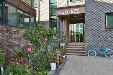 אינצ'ון Hub Guest House מראה חיצוני תמונה